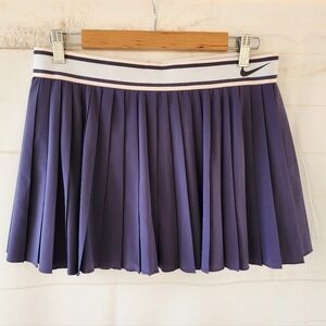 Nike Women's Voctory Navy Blue Pleated Tennis Skirt